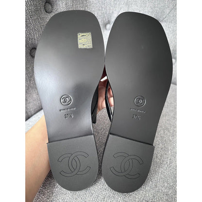 CH FLIP FLOPS